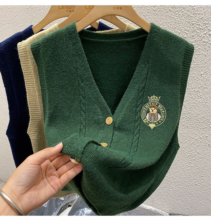 New Embroidered Bear Knitted L - Sewing Vest avis et prix