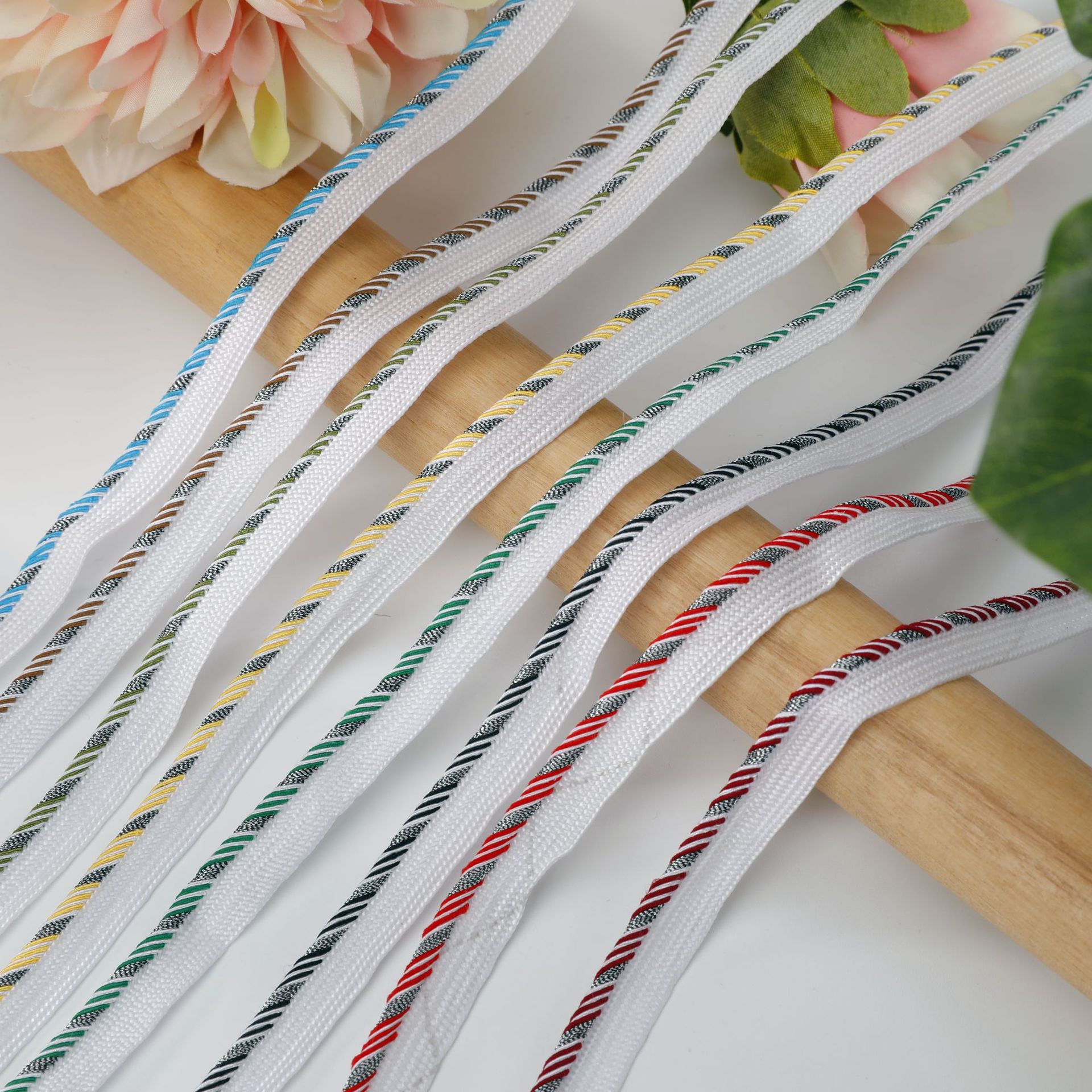 5m/16.4ft each pack White Base - Sewing Thread In Textile avis et prix