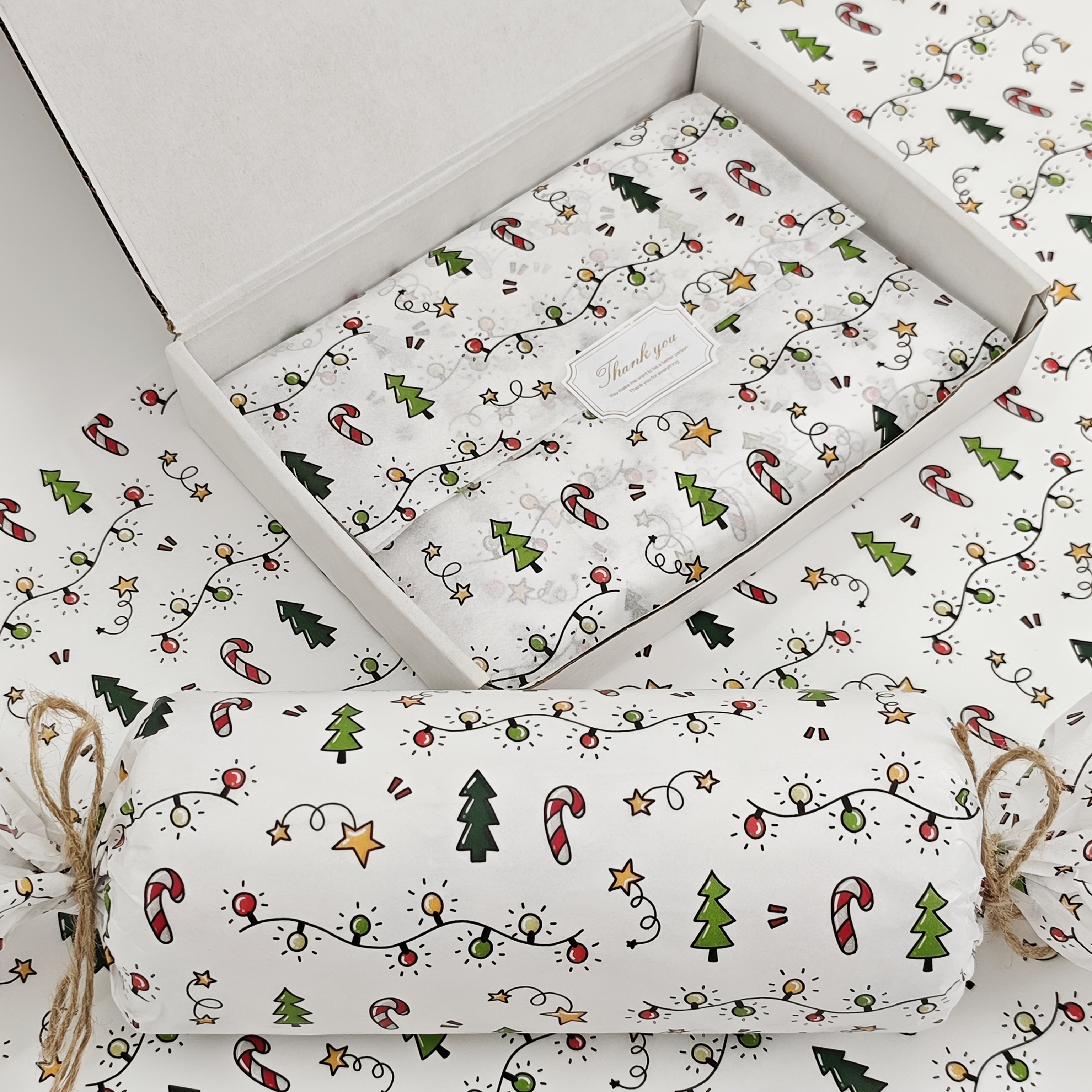 10/20 Sheets of Christmas Lant - Pattern Tissue Paper avis et prix
