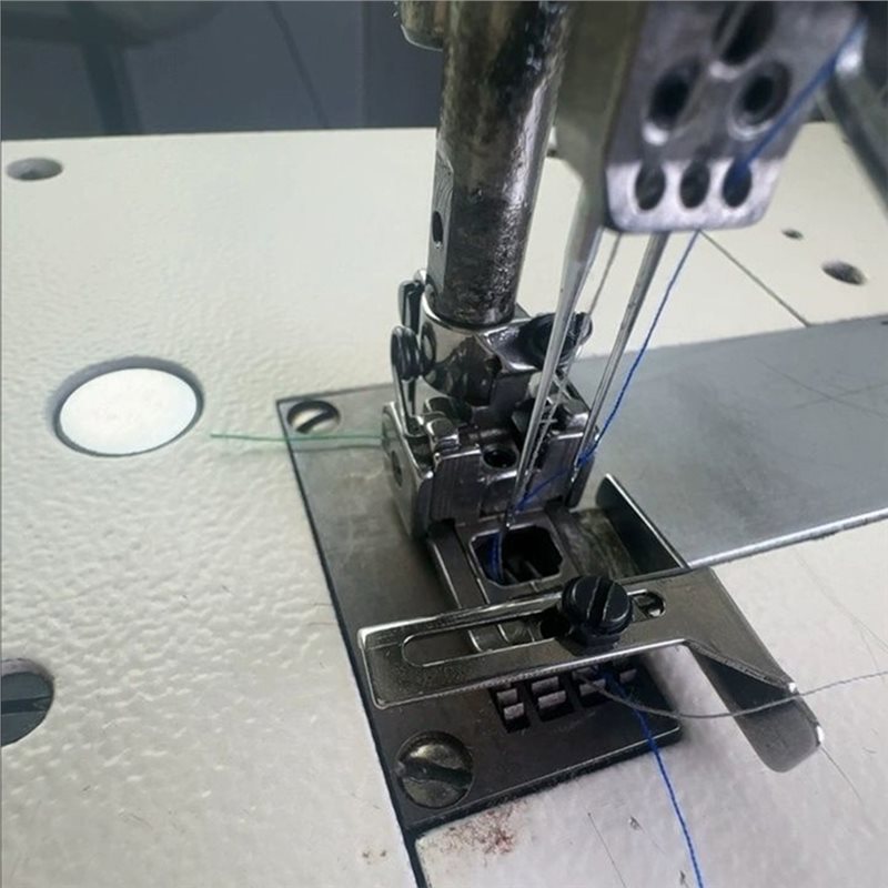 Y42A-Right Edge Guide Presser  - Sewing Machine Needle avis et prix