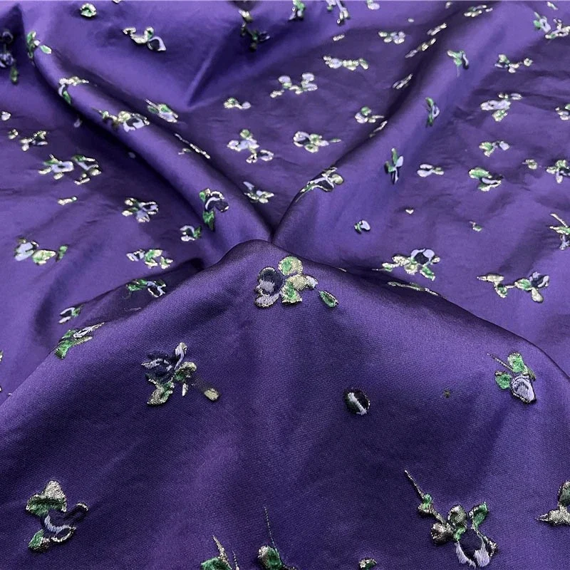 Elegant Gold Thread 3D Embosse - Sewing Thread In Textile avis et prix